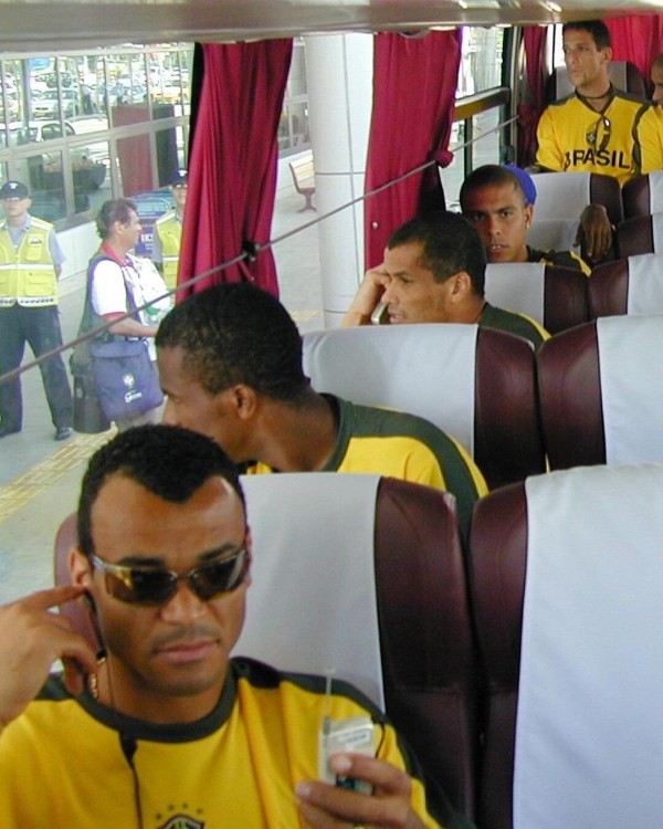 2002 월드컵 브라질 선수단 버스 안 ㄷㄷ
